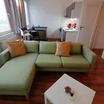 Apartment Golden Family