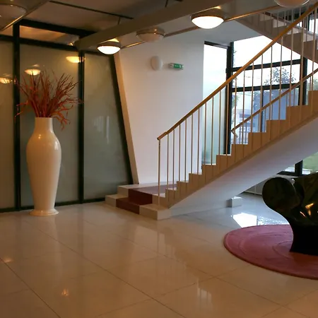 Апартаменты Golden Family *